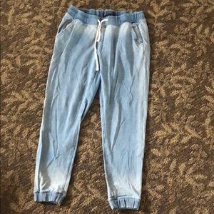 American Eagle joggers